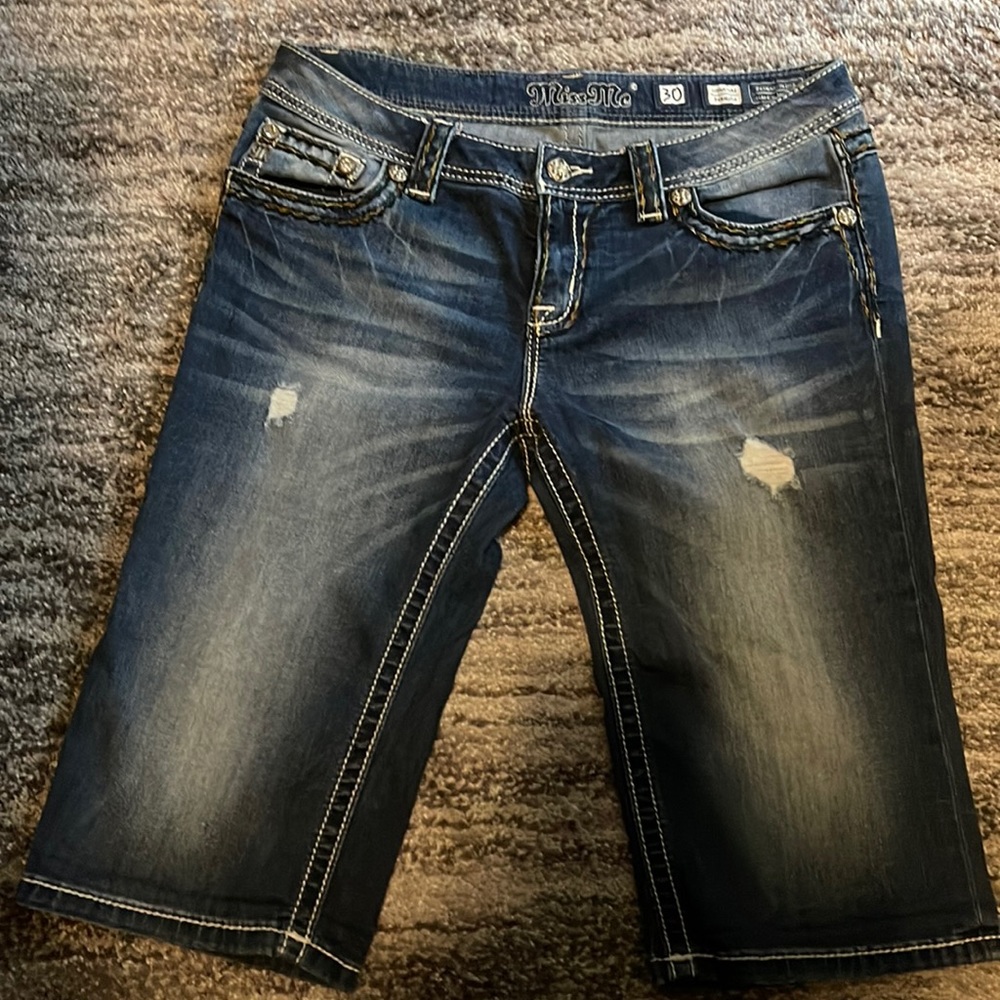 Miss Me Shorts size 30